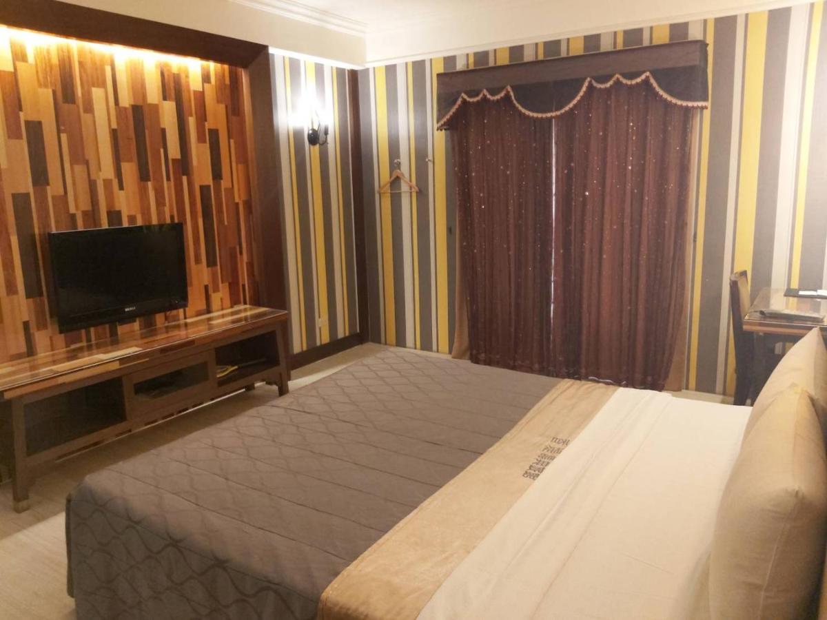 كاوشيونغ Chateau Motel المظهر الخارجي الصورة